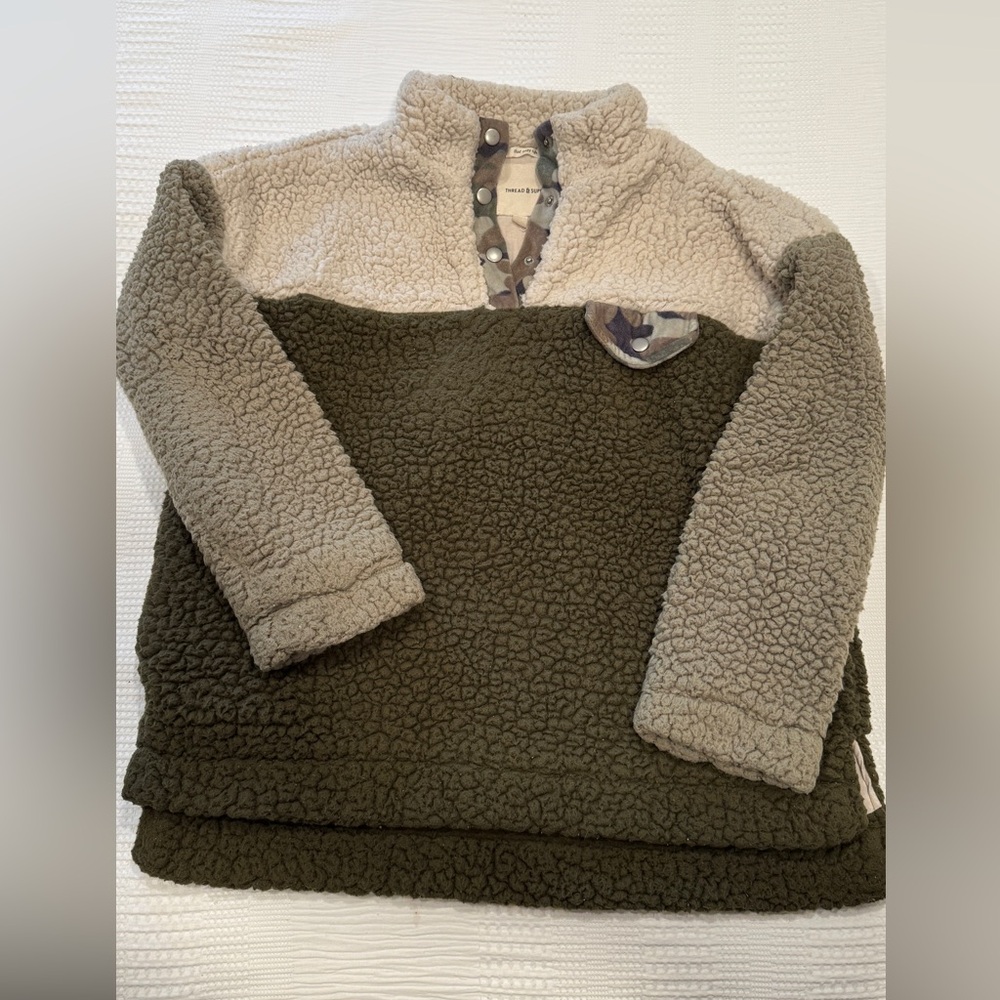 Sherpa Pull Over with Camo Detail S